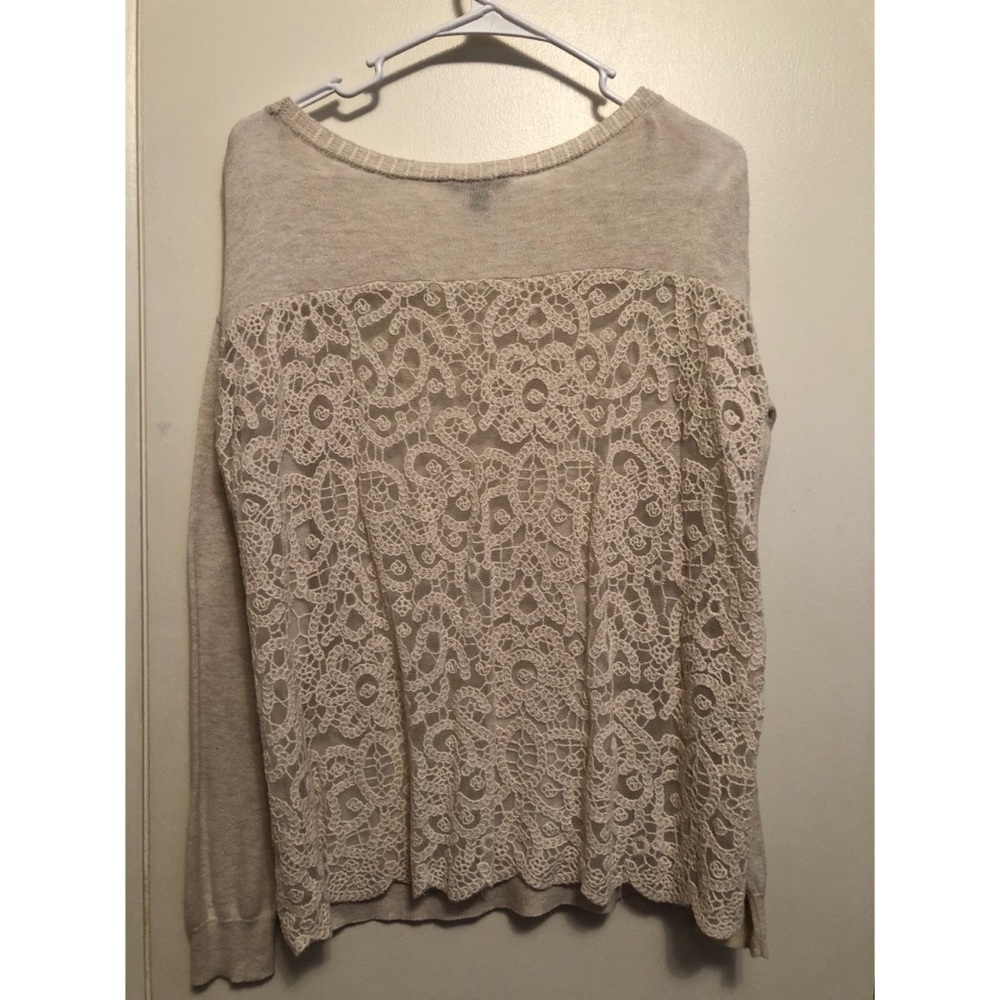 American Eagle Women’s Light Sweater